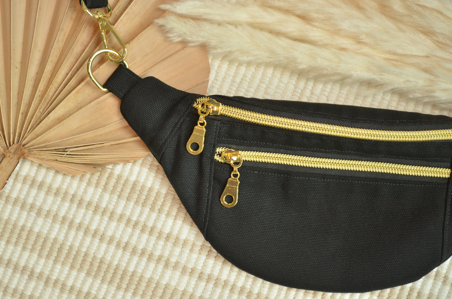 Small Fanny Pack: Black