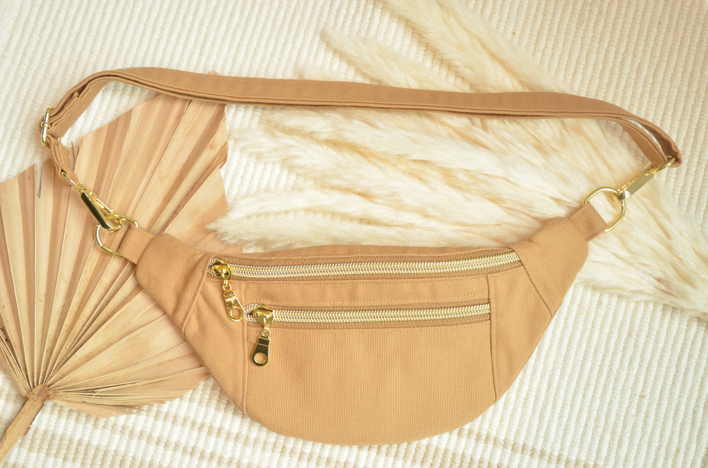 Small Fanny Pack: Chestnut