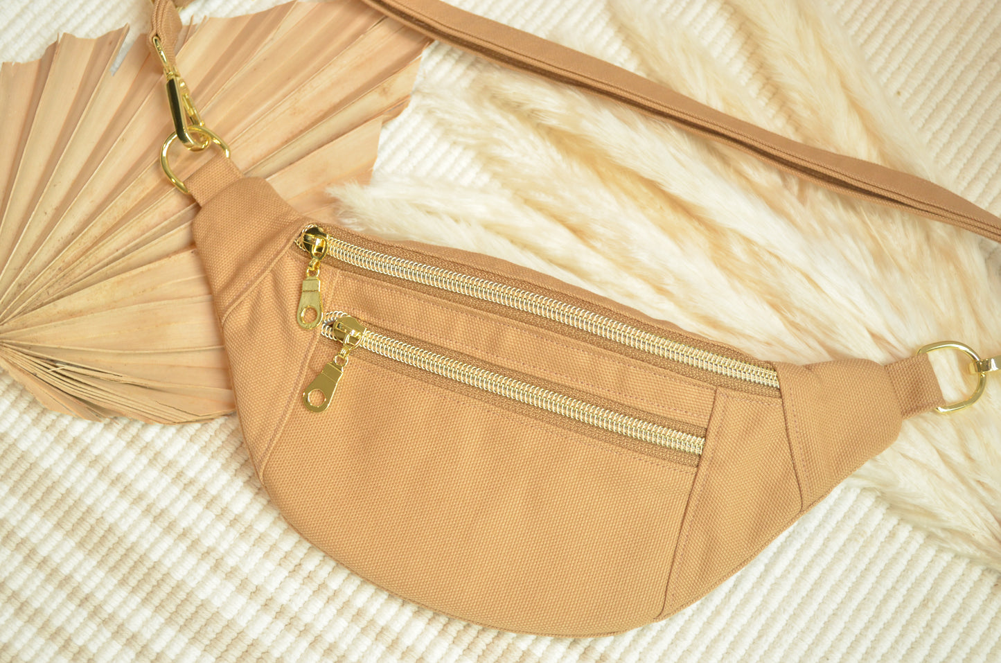 Small Fanny Pack: Chestnut