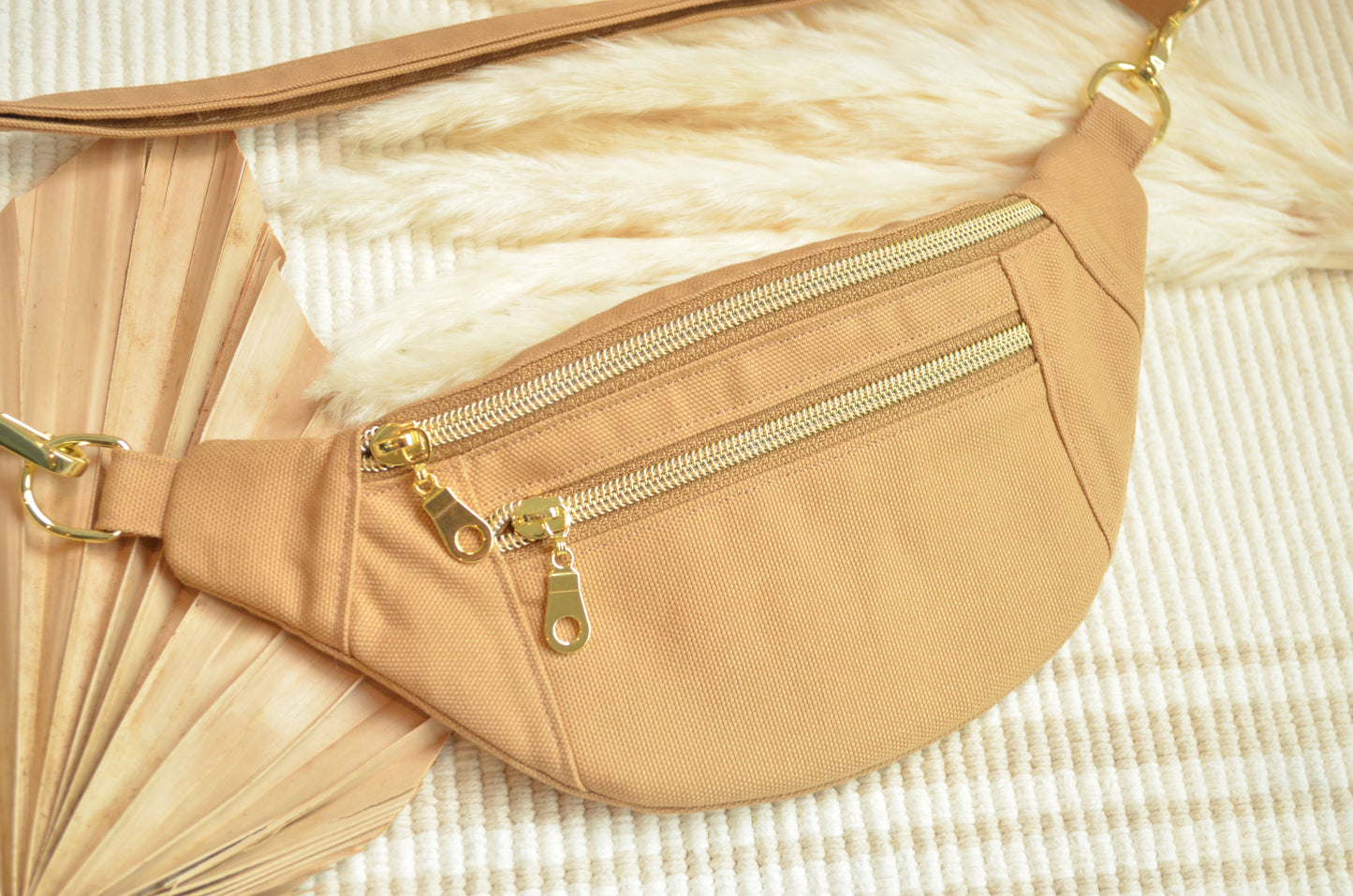 Small Fanny Pack: Chestnut