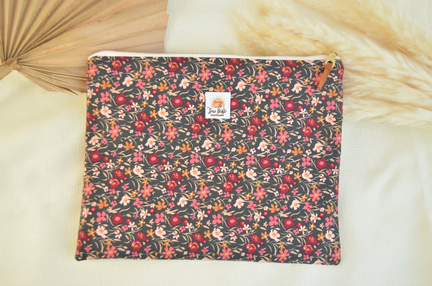 Busy Bee Large Pouch