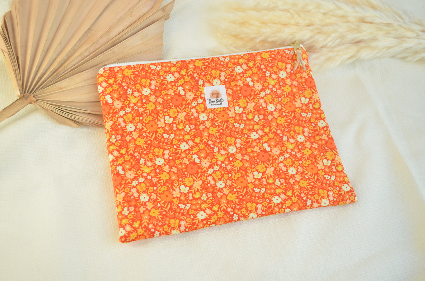 Flowery Meadows Large Pouch